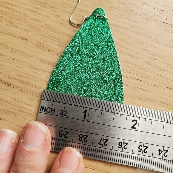 GREEN Sparkly Glitter March/Saint Patrick's Day Dangly Handmade Earrings - Picture 5 of 5